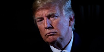 US President Donald Trump chairs a meeting with administration and state officials on prison reform at the Trump National Golf Club August 9, 2018 in Bedminster, New Jersey. (Photo by Brendan Smialowski / AFP)